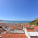 Atlantic Dream View - For 4 With Amazing Sea Views In Great Location *