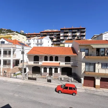 Atlantic Dream View - For 4 With Amazing Sea Views In Great Location * Nazaré