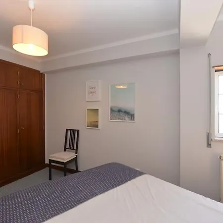 Apartamento Atlantic Dream View - For 4 With Amazing Sea Views In Great Location Nazaré